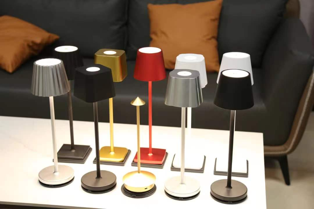 LED stolní lampa-7